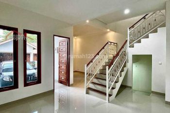 Rumah Full Fasilitas Siap Bangun Dalam Komplek Besar Dekat Pintu Tol Cipayung