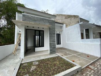Rumah Baru Akses Mudah dekat Jl Magelang