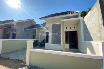 Rumah Modern Siap Huni Termurah di Jl Seyegan Godean