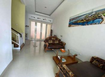 RUMAH CANTIK FULLY FURNISHED DI CIGADUNG DAGO BANDUNG UTARA