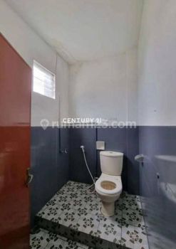 RUMAH MEWAH 3 LANTAI ADA KOLAM RENANG,KANTOR GUDANG COCOK BUAT TEMPAT TINGGAL DI