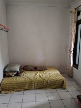 Dinual rumah cimahi utara dekat alun2 butuh cepat jqrang !!!