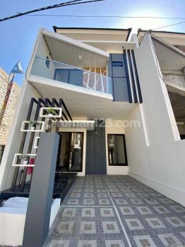 Rumah di Kutisari indah 2 Lantai SHM Baru Selatan ready