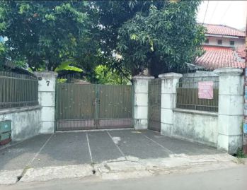 Rumah Asri di mekar baru raya cireundeu