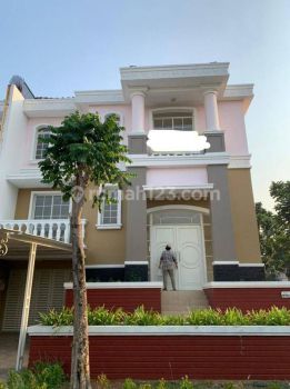 Disewakan rumah di cluster Europa 4 kamu bagus banget!!