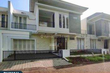 Disewakan Rumah Mewah 2 Lt View Bagus di Araya Blimbing Malang