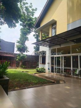 Rumah Asri Privasi, Lokasi Tersembunyi Nyaman dan Independent Living 2 Lantai
