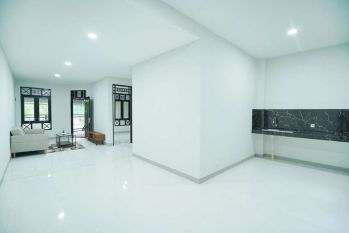 Jual Rumah Strategis Dekat Mall Alam Sutera Bisa KPR Siap Nego J-16095