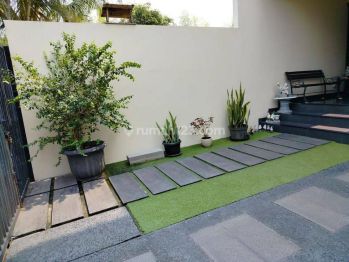 Rumah Cantik Bangunan Mandiri di Giriloka 2 BSD City