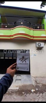 Rent Rumah: Rumah 2 lantai