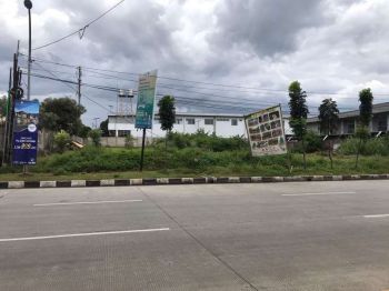 Tanah Pertigaan Dekat Tol - Bogor
