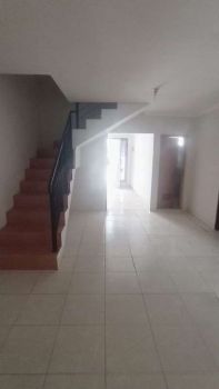 di sewakan rumah cantik di Rawamangun Jakarta Timur