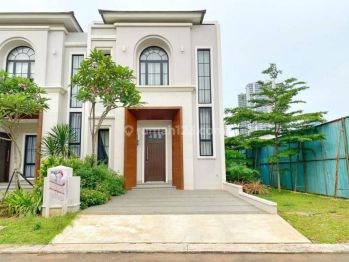 SIAP HUNI, FULL FURNISH rumah cantik di alam sutera