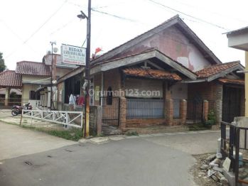 Rumah Hoek, Hak Milik, Lt.110, Lb.100, Pancoran Mas, Depok