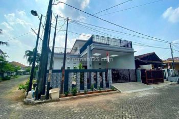 Rumah 2 Lantai Di Taman Harapan Baru Bekasi