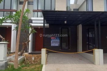 DISEWAKAN RUMAH NORTH WEST HILL CITRALAND