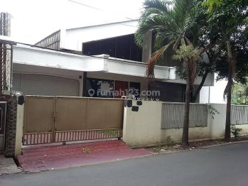 Rumah Tua Hitung Tanah Lokasi Strategis Di Duri Kepa(DK230)