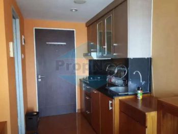 APART METROPOLIS TENGGILIS UBAYA