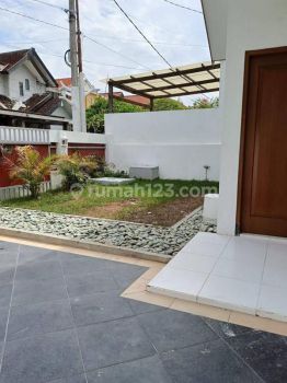 Di Jual Rumah Semi Villa Akses Jalan Luas Lokasi Mertanadi Kerobokan