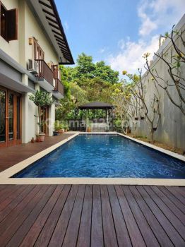 *HOUSE FOR SALE in BANDUNG UTARA RUMAH LUX TROPICAl CONCERT HEGARSARI*