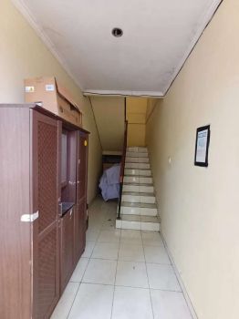 KOST ELITE 10 KAMAR JALAN UTAMA KALIMUTU DEKAT MONANG MANING