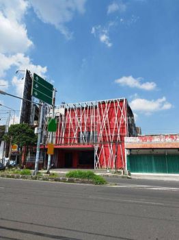 Ruko Strategis Dekat Kamppus Ugm Dan Pakuwon Mall Yogyakarta