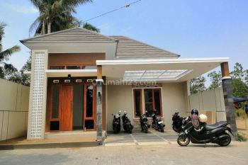 Rumah Dijual Dlm Perum Mlati Dkt kota Jogja.
SUPER STRATEGIS!!!