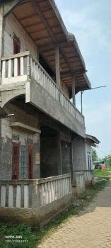 Di jual rumah baru jadi belum plester dan kramik