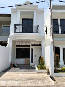 Rumah 2 Lantai Mewah Unfurnished SHM Di Rawamangun Jakarta Timur