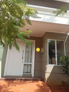 Dijual rumah 2 lt, Ckuster Amarillo, Gading Serpong