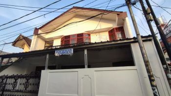 Disewa Rumah Siap Pakai di Tebet Timur Jakarta Selatan