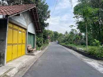 Lingkungan Perumahan, Dekat Polres Sleman