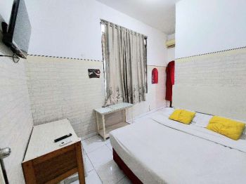 Sewa penginapan murah harian di Kartini Pasar Baru