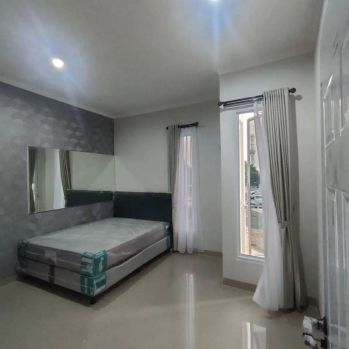 DIJUAL RUMAH TERNYAMAN DAN TERMURAH DI JAKARTA 2 LANTAI UNIT TERBATAS