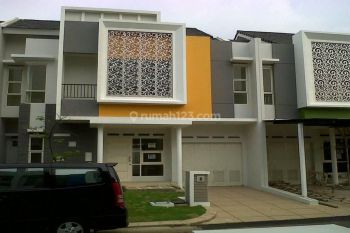Sewa Murah Rumah 2 Lantai Cluster Darwin Timur - Gading serpong