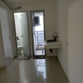 Disewakan per 6 bulan Apartemen BASSURA Lt 33 tower F semi furnished