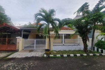 Disewakan rumah
Tenggilis Dekat ubaya