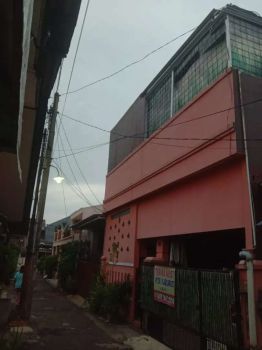 Rent Rumah Kosan: Kost Putra murah