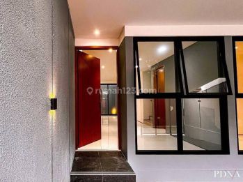 Rumah Design Classic Modern 2 Lantai Duren Sawit Jakarta Timur