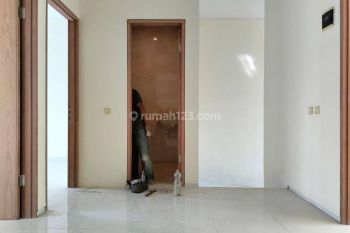 Rumah Minimalis Modern SHM Baru 2 Lantai di Turangga Buahbatu