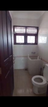 Jual vila antik di vila utama di pintu masuk pertama/utama Boulevard