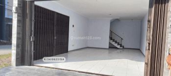 Ruko Hook  Di Taman Kopo Ketapang Bandung