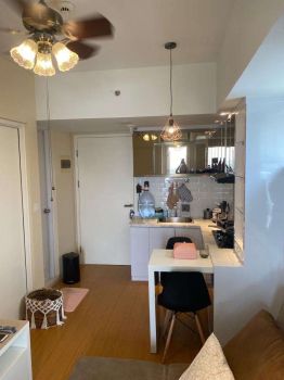 Jual/Sewa Apartemen Springlake Summarecon Bekasi