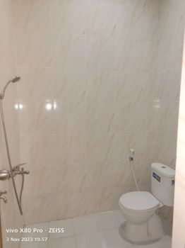 Di sewakan rumah dua lantai sukapura kelapa gading sdh dng tagihan air