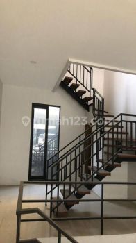 Sewa Rumah Northwest Park Nd 2 Lantai 3 Bedroom Citraland Utara