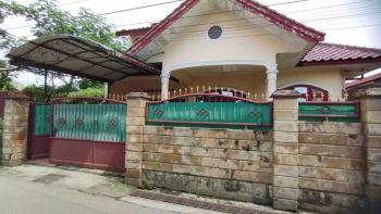 Dijual Rumah dengan garasi besar medan helvetia