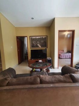 Rumah Cantik, nyaman dalam cluster di veteran 500m ke gerbang tol