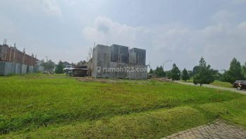 Sot Sale Tanah Ngantong Depan Taman Diarea Kota Baru Parahyangan