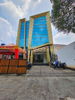 Gedung mini building 3, 1/2 lantai di Ampera kemang