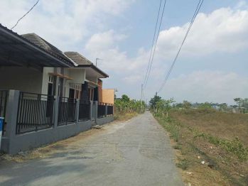 Dijual Tanah Siap AJB di Tajem Timur UNRIYO Kampus 2